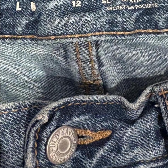 Old Navy Women's High Rise Distressed Blue Jeans - Picture 4 of 4